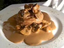 FILET DE MIGNON AL CHAMPIÑON
